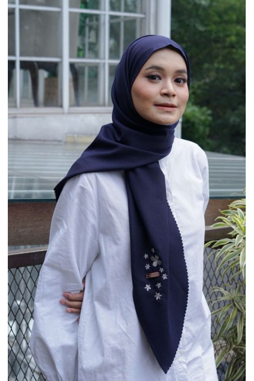 Pasmina Oval Azzura Instan Lasercut Navy